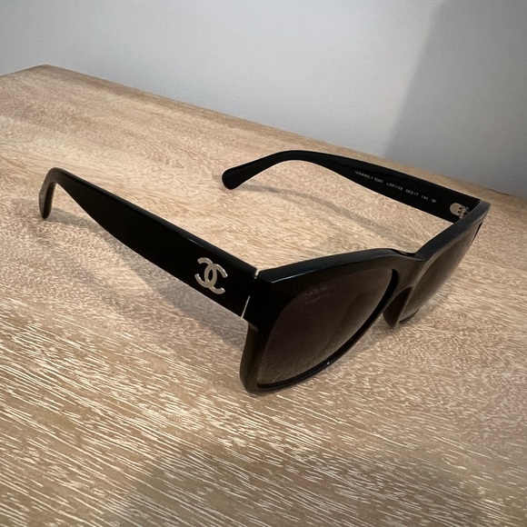 Chanel Acetate Polarized Square CC Sunglasses 5380 Black - Picture 3 of 9